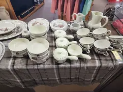 VINTAGE COLLECTABLE