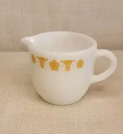 VINTAGE PYREX MILK GLASS GOLDEN BUTTERFLY COFFEE MUG 722 CREAMER
