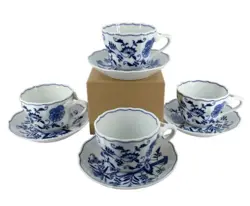 SAUCER PORCELAIN FLORAL