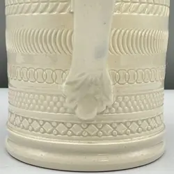 MUG CARVED