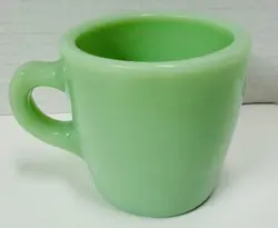 VINTAGE JADEITE GREEN