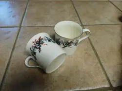 RIBBONS COFFEE MUGS