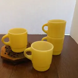 VINTAGE FIRE KING STACKABLE COFFEE MUGS,LIGHT YELLOW SET OF 4