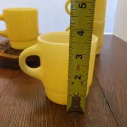 MUGS LIGHT