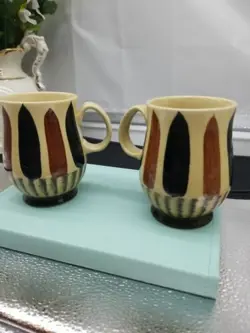 MUG CREAM BROWN