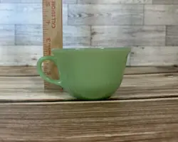 VINTAGE FIRE KING JADEITE ALICE COFFEE TEA CUP