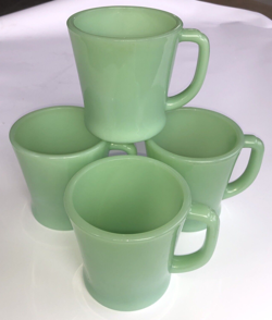 4 VINTAGE FIRE KING OVEN WARE JADEITE GREEN D HANDLE GLASS MUGS USA