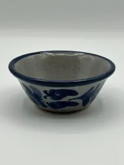 POTTERY BLUE CHILI
