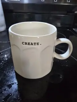 MUG MAGENTA