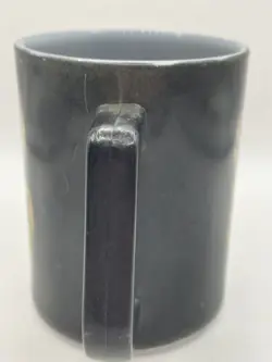 MUG BLACK AND