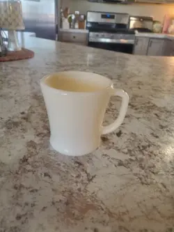 CREAM MILK GLASS