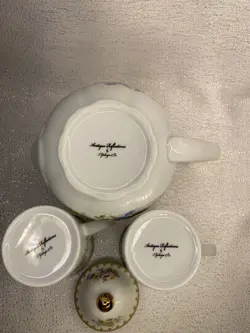 FLORAL PORCELAIN