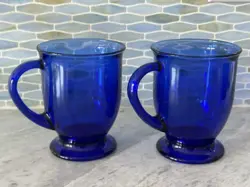 COBALT BLUE ANCHOR HOCKING GLASS FOOTED COFFEE MUGS VINTAGE SET OF 2