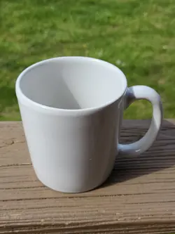 MUG 1977