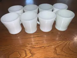 SET OF 8  VINTAGE ANCHOR HOCKING FIRE KING MILK GLASS D HANDLE COFFEE MUGS