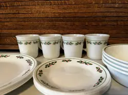 CORELLE HOLLY DAYS