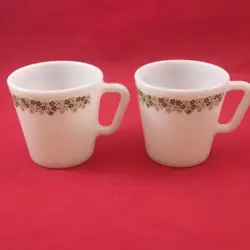 VINTAGE PYREX CRAZY DAISY SPRING BLOSSOM COFFEE CUP MUG 1410. SET OF 2