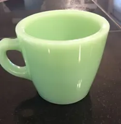 FIRE KING GREEN JADEITE COFFEE MUG, VINTAGE, EUC