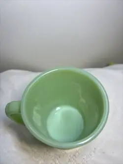 VINTAGE FIRE KING OVEN WARE JADEITE GREEN D HANDLE GLASS MUG USA