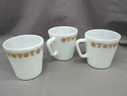 VINTAGE PYREX CORNING COFFEE CUPS MUGS BUTTERFLY GOLD D HANDLE SET OF 3 #1410