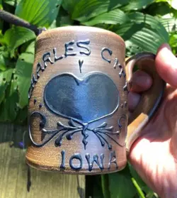 POTTERY MUG MAPLE