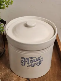 VINTAGE PFALTZGRAFF FLOUR