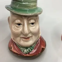 PEPPER SHAKER