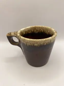 HULL POTTERY BROWN DRIP O HANDLE COFFEE TEA MUG CUP GLAZE OVEN PROOF USA