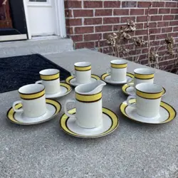 SAUCERS 659