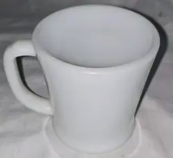 VINTAGE FIRE KING  WHITE MILK GLASS D-HANDLE COFFEE CUP MUG 10 OZ