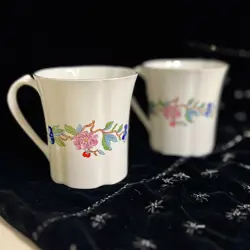 VINTAGE AYNSLEY PEMBROKE
