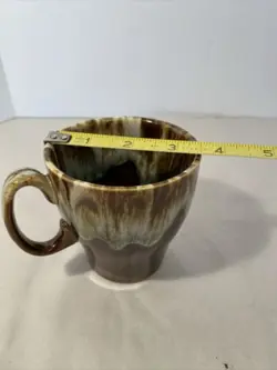 MUG VINTAGE POTTERY