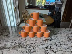 GLASS MUGS: FLAT