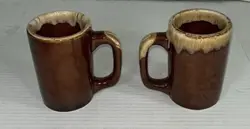 SET OF 2 VINTAGE HULL USA BROWN DRIP GLAZE BEER STEIN COFFEE MUGS
