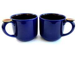 LINDT-STYMEIST COLORWAYS COFFEE THUMBPRINT MUGS PAIR VINTAGE 1980S JAPAN 2 OF 6