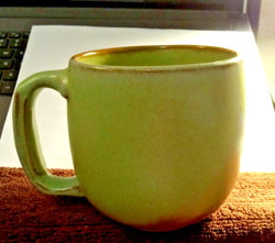 DISCONTINUED PRICE CODE GMUG FRANKOMA 4M  GRAND MUG GREEN/BROWN VINTAGE
