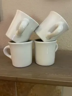 SET OF 4 VINTAGE HOMER LAUGHLIN HLC HEAVY RESTAURANT WARE COFFEE MUGS CUPS USA