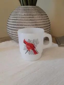 CARDINAL BIRD CHICKADEE