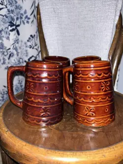 4 MARCREST DAISY DOT BROWN STONEWARE BEER MUGS COFFEE MUGS VINTAGE USA EUC