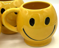 MCCOY YELLOW SMILEY