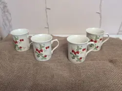 MUG/CUPS STRAWBERRY