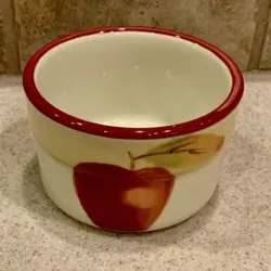 POTTERY RUSSET APPLE