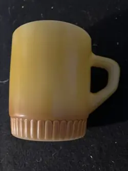YELLOW STACKABLE HANDLE