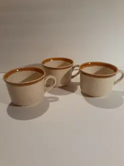 STONEWARE VINTAGE MUGS