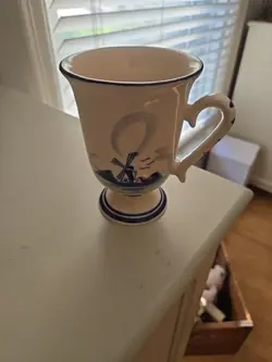 BLAUW PEDESTAL CUP/MUG