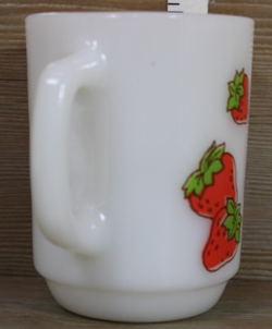 STRAWBERRY SHORTCAKE MILK