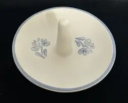 VINTAGE PFALTZGRAFF YORKTOWNE PATTERN RING HOLDER/JEWELRY TRAY STONEWARE