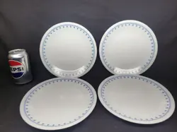 DINNERWARE SET OF