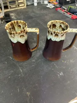BROWN DRIP GLAZE MUGS (2) 1960S VINTAGE 6