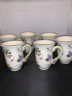 HOUSE COFFEE MUGS